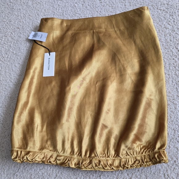 NWT $98 Babaton Slip Skirt – Cairo Gold Size 6 - Picture 1 of 10